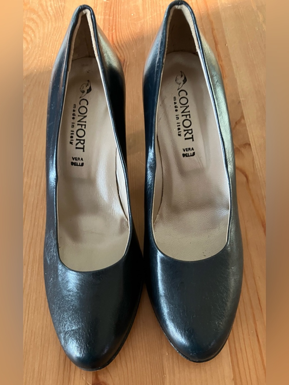 EUC Nappa Blue Vero Cuoio Confort 3” Heel Leather Women's Pumps Size 36 Italy